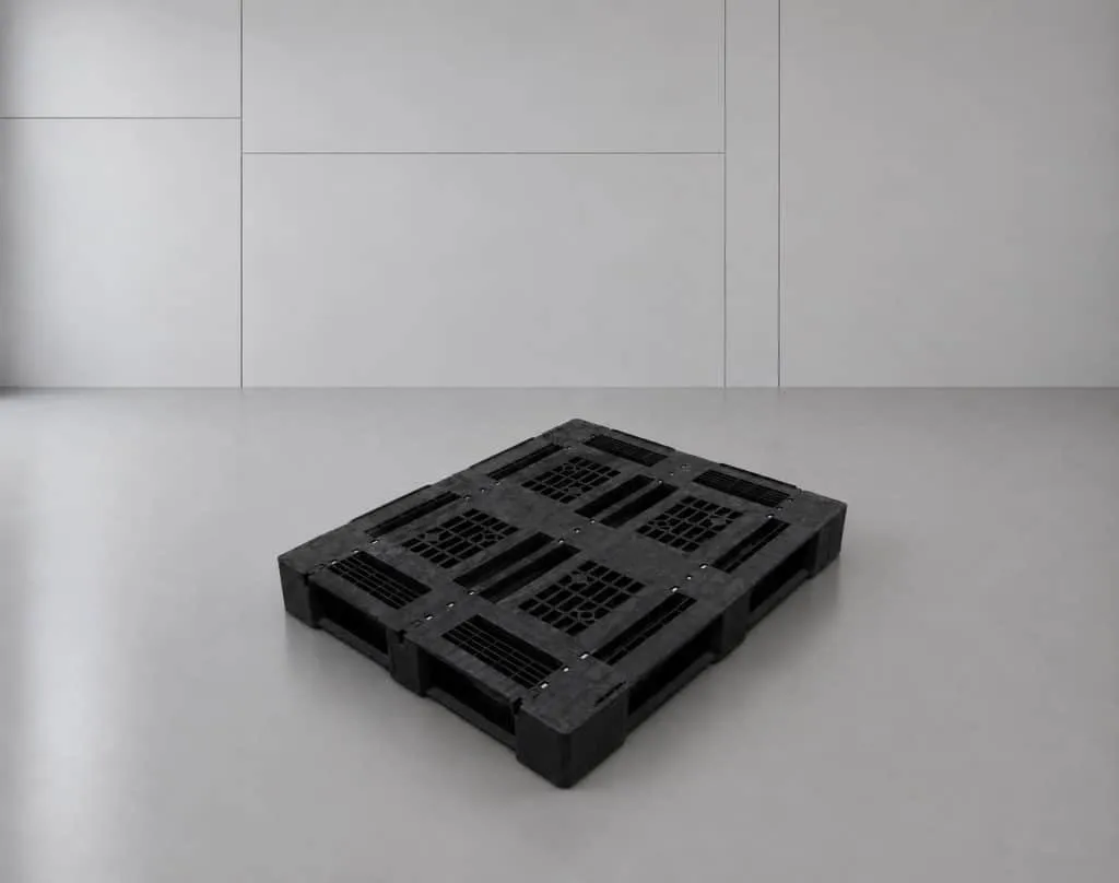 Schwarze Kunststoffpalette ECO I5.2 1200 × 1000 mm mit 5 Kufen und Metallverstärkung (AI-generated)